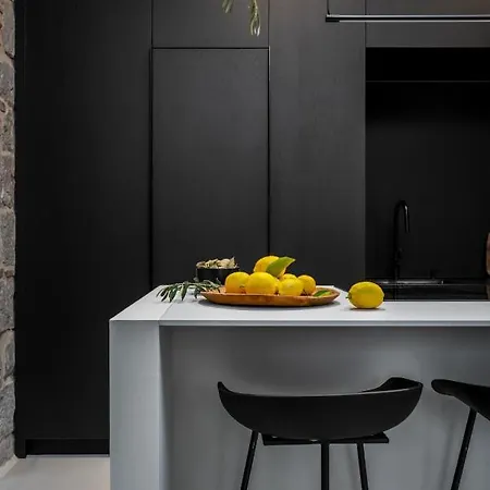 Architect's Seafront Flat Apartment Split