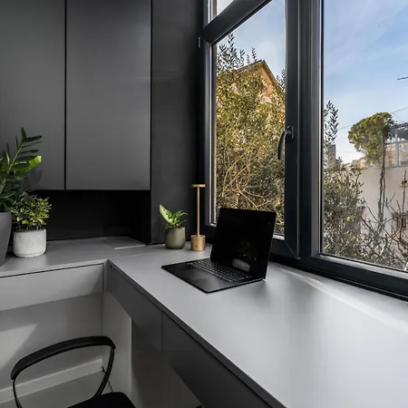 דירה Architect's Seafront Flat *